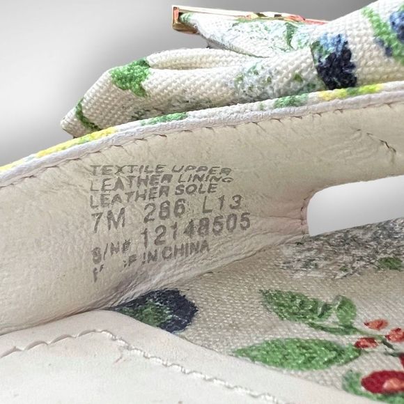 Tory Burch Penny 120MM Wedge in Watercolor Botanical Print / New Ivory Sz 7(M) - Picture 12 of 16